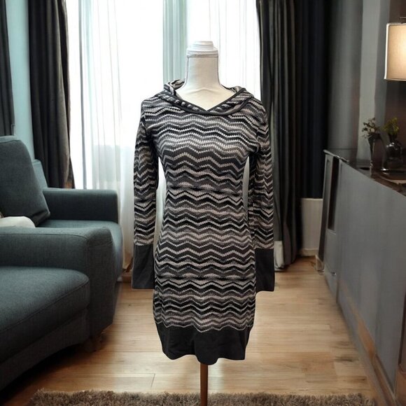 Prana Gray Hooded Meryl Chevron Knit  Casual Sweater Dress Size Medium - Picture 1 of 9